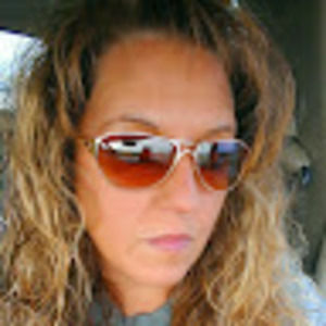 Meet your Posher, Suzette